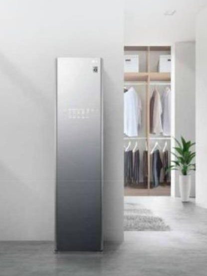 Tủ chăm sóc quần áo LG Styler